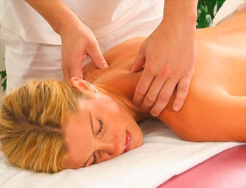 therapeutesch Massage fir Gebärmutterhalskriibs